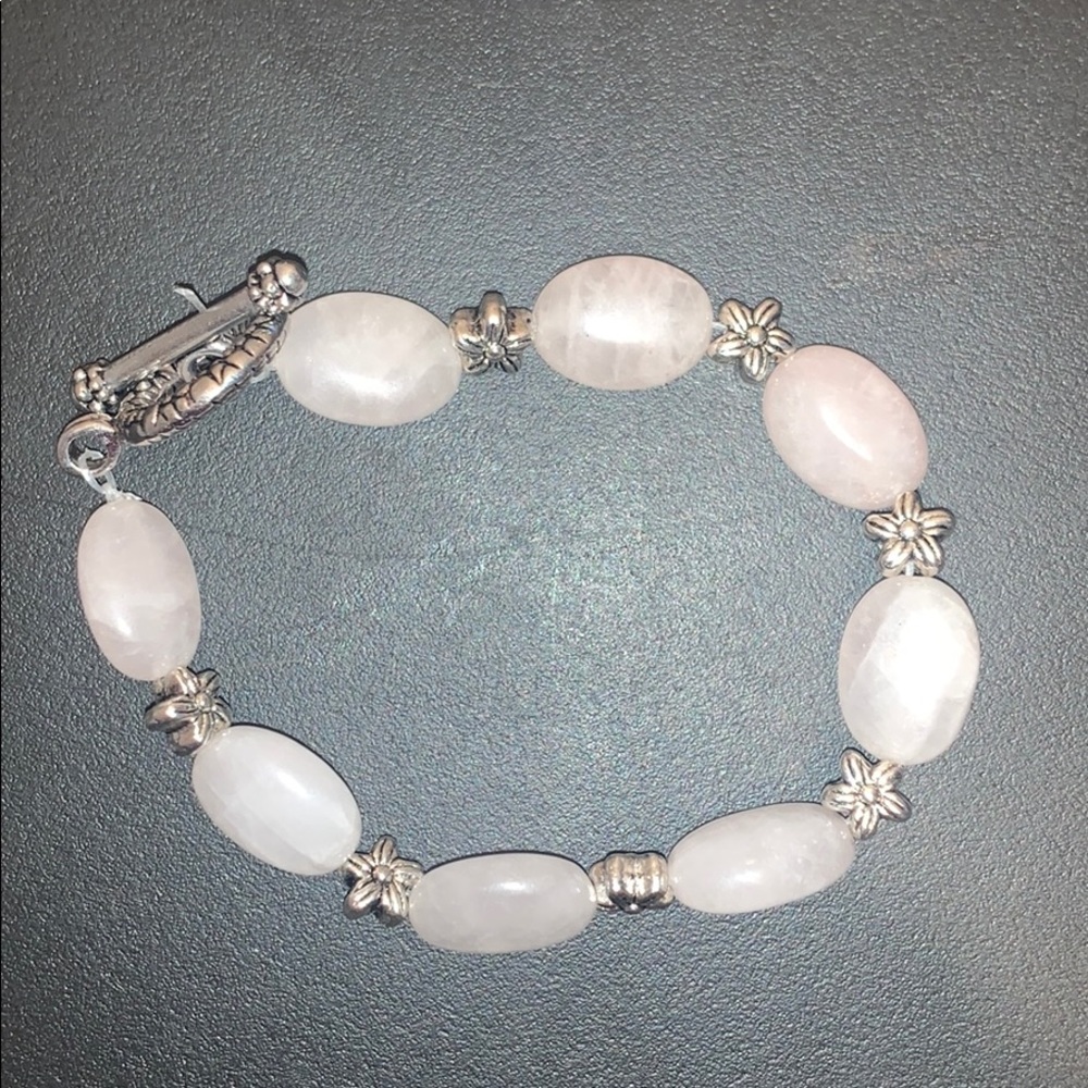Sold! 👋3/$20🌹Handmade floral bracelet pink silver shiny metal wire stone opal